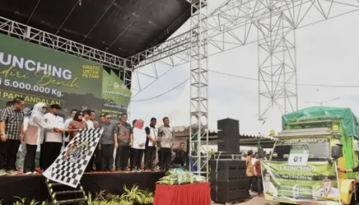 Dukung Asta Cita Prabowo, Gubernur Sulsel Sebar 5.000 Ton Bibit Unggul Lewat Program Mandiri Benih