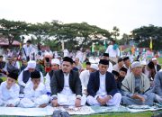Wabup Luwu Shalat Idul Fitri Bersama Warga di Walenrang, Ajak Perkuat Persatuan dan Gotong Royong