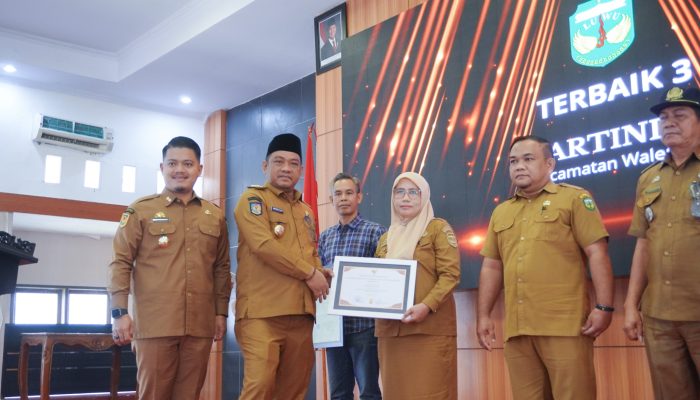 Bupati Luwu Buka Musrenbang RKPD 2027, Serahkan Sertifikat Kopi Arabika Latimojong