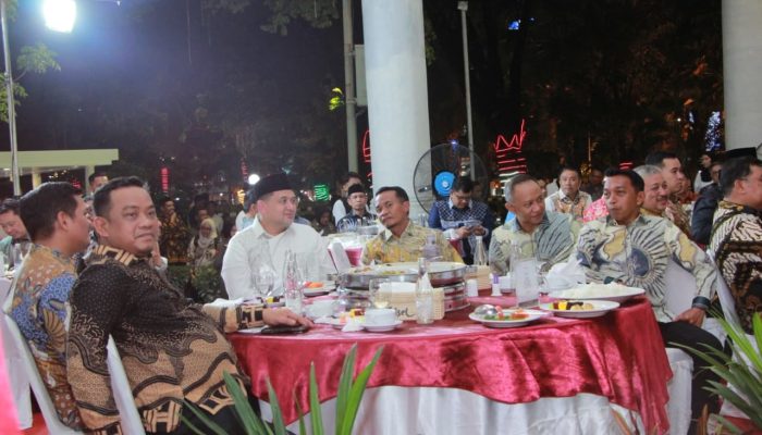 Bupati Luwu Hadiri Silaturahmi dan Penyerahan Apresiasi Pemprov Sulsel