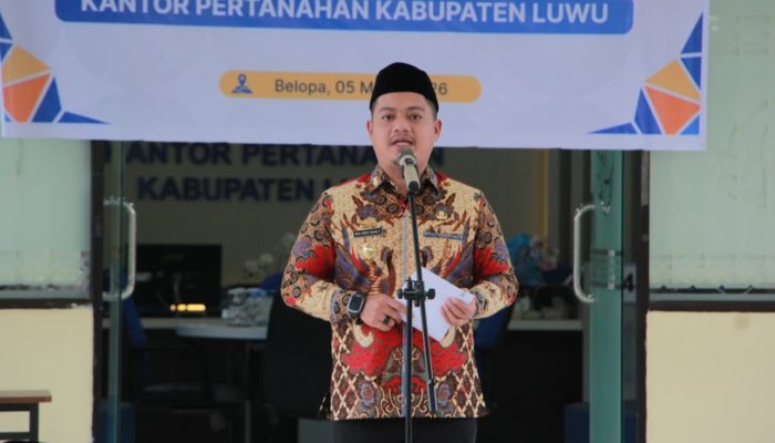 Wakil Bupati Luwu Hadiri Buka Puasa Bersama dan Penyerahan Sertipikat Pertanahan