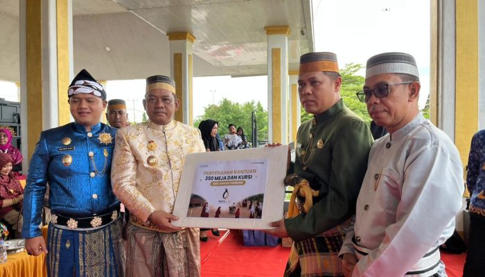 Ratusan Bantuan Pendidikan dari MDA Mengalir ke Sekolah di Luwu