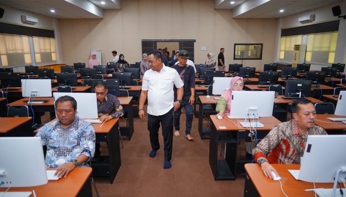 Bupati Luwu Tinjau Seleksi Calon Sekda, Empat Pejabat Eselon II Ikuti Asesmen