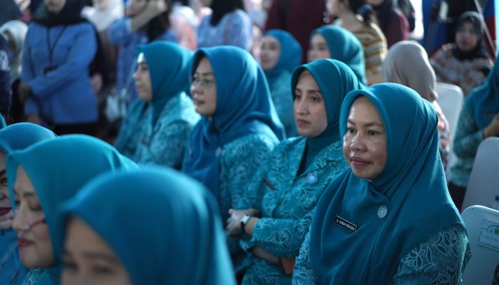 TP PKK Luwu Ikut Sukseskan Rekor MURI Gerakan Minum MMS se-Sulsel