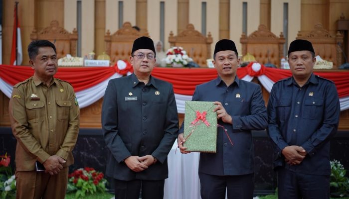 Serahkan Rancangan KUA-PPAS APBD 2027, Pemkab Luwu Fokus Pemerataan Pelayanan Publik